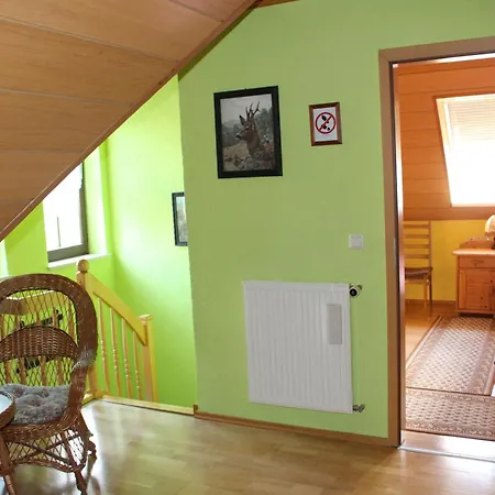 Apartment Geraeumige Mit Terrasse, In Guenstiger Zentraler Lage In Der Oberlausitz, Idealer Ausgangspunkt Fuer Vielerlei Ausfluege In Umgebung Crostwitz